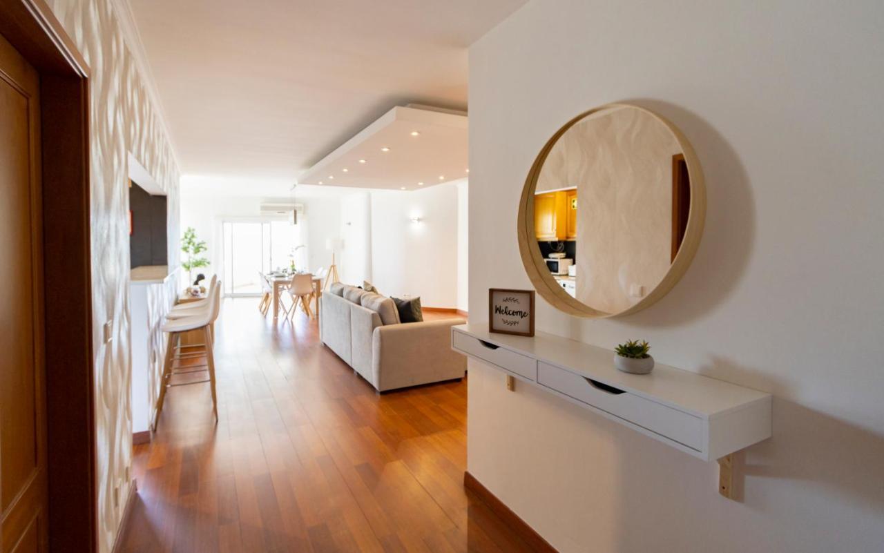Spaceful Apartment In Albufeira Eksteriør bilde